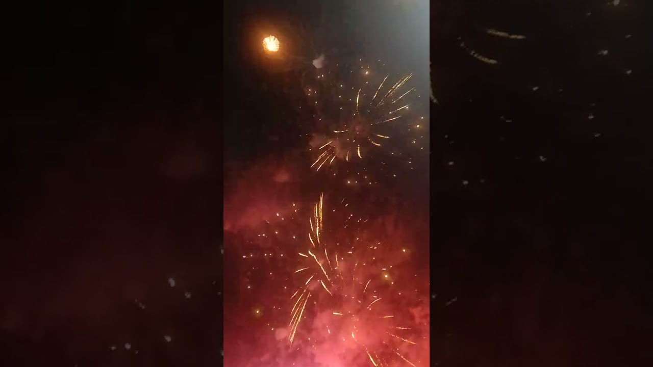 PRITITIT!!! FIreworks during sinulog