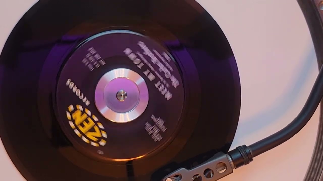 The Carlos Brothers - Meet My Town - [Direct Vinyl Transfer] - 1960s LA Harbor Area Rock n' Roll/R&B