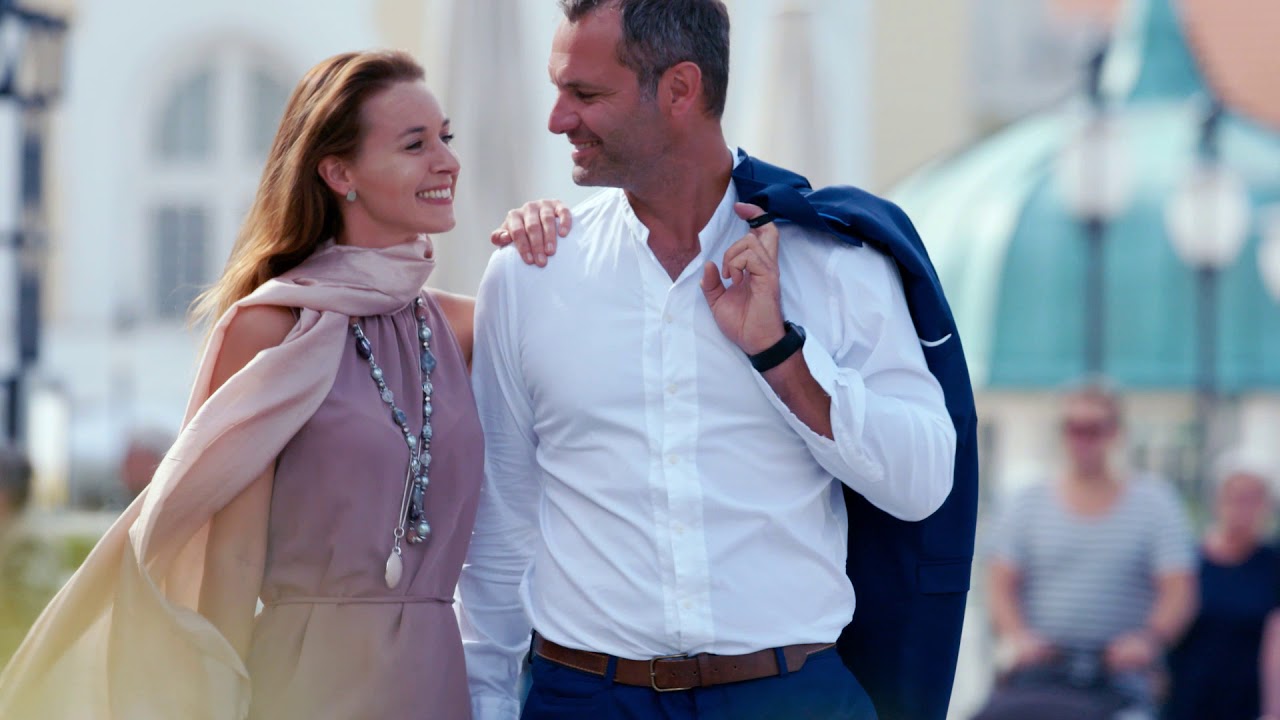 NextWave Yachting - Sealine F430 Official Video