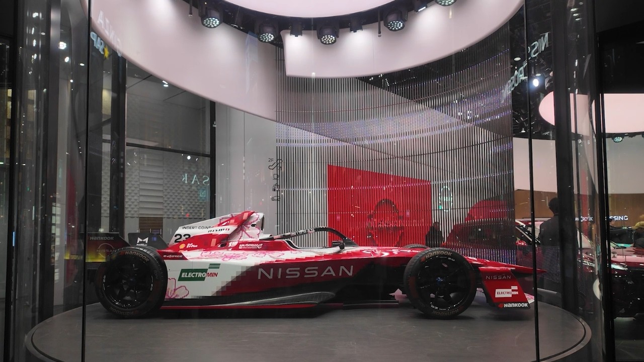 Экскурсия по перекрестку Nissan Crossing в Гиндзе!
