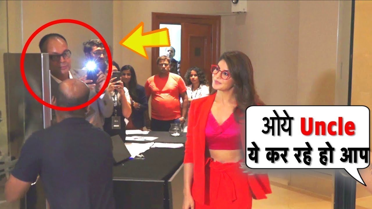 Jacqueline Fernandez FUNNY MOMENT with Old man