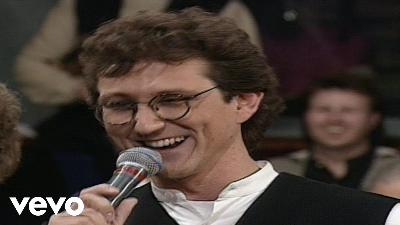 Bill & Gloria Gaither - Hotel Hallelu [Live] ft. Randy Phillips