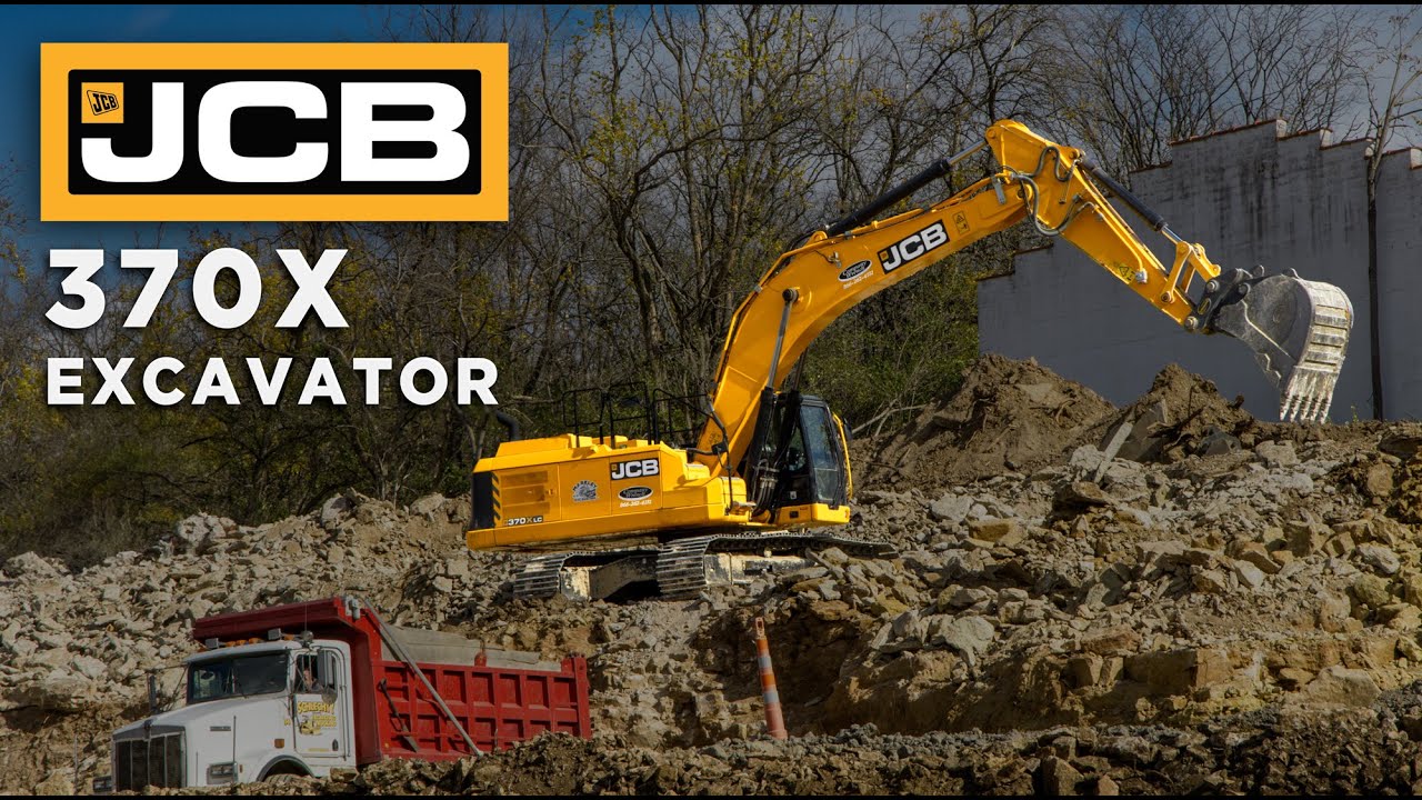 The JCB 370X