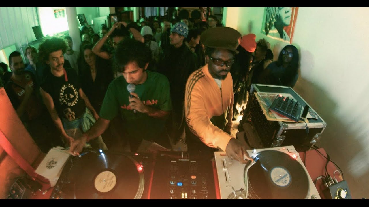 JAH JAH SOUND SYSTEM & STUDIO CRUMB