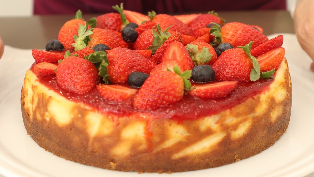 CHEESECAKE CREMOSA, FÁCIL, SIMPLES E RÁPIDA QUE DERRETE NA BOCA - Isamara Amâncio