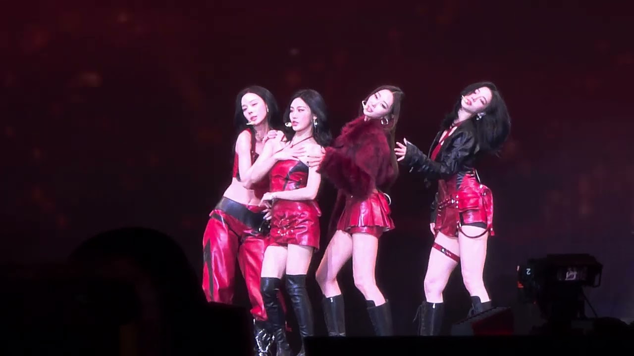 Aespa LIVE TOUR - SYNK: aeXIS LINE - in HONG KONG - Armageddon