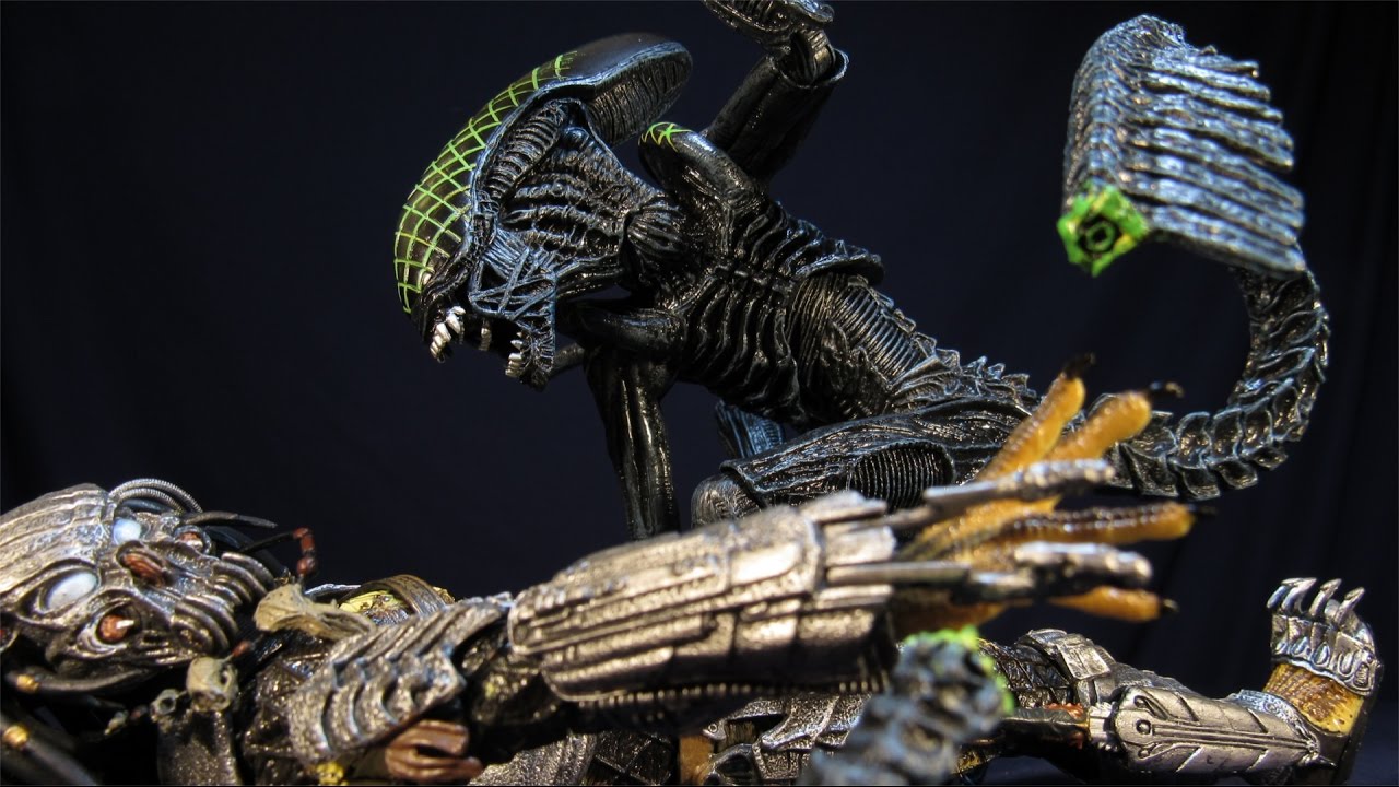 NECA AVP ALIEN VS PREDATOR GRID VS CELTIC: RIVALRY REBORN 2 PACK FIGURE REVIEW