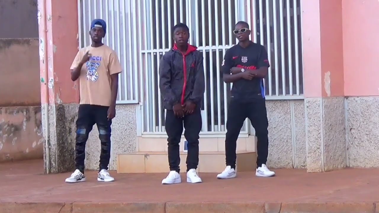 3SIDE GVNG - CONTRA O MUNDO