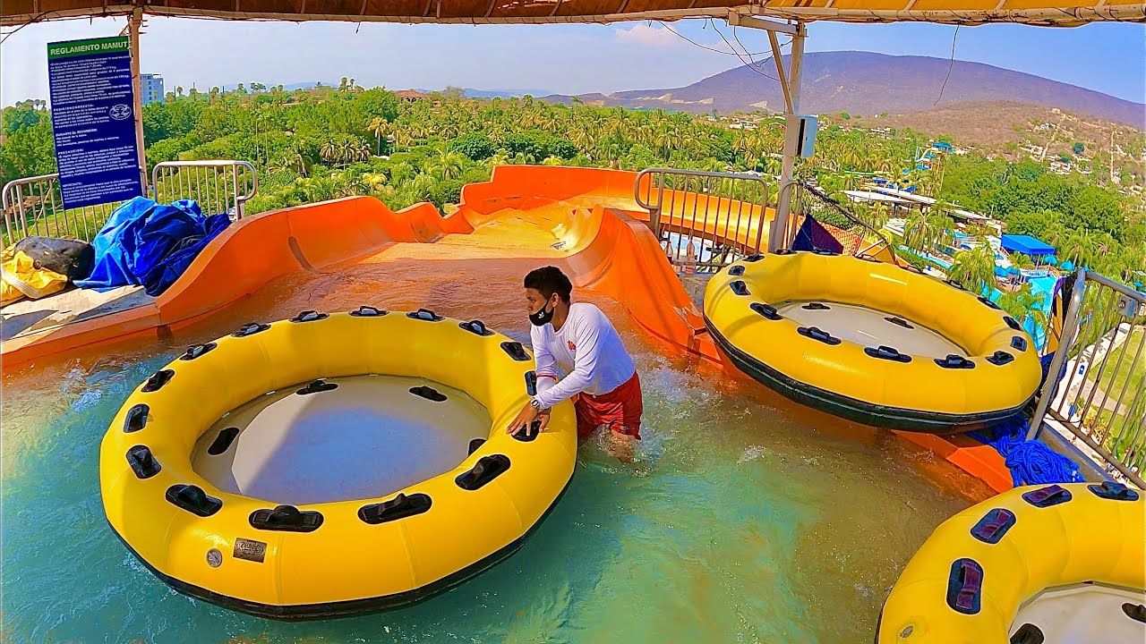 The Mamut Water Slide at El Rollo Parque Acu&aacute;tico