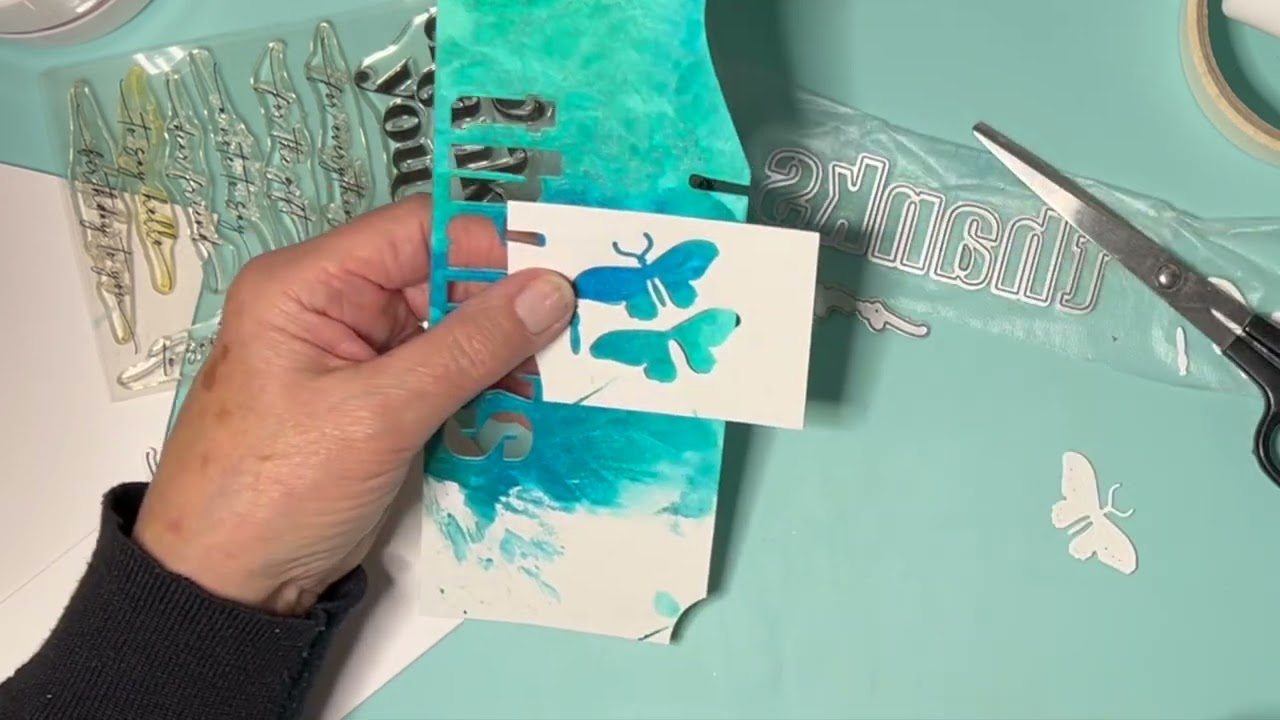 Easily aligned die cut letters