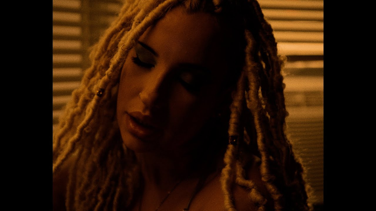 Nissa Seych - Fever (Official Music Video)