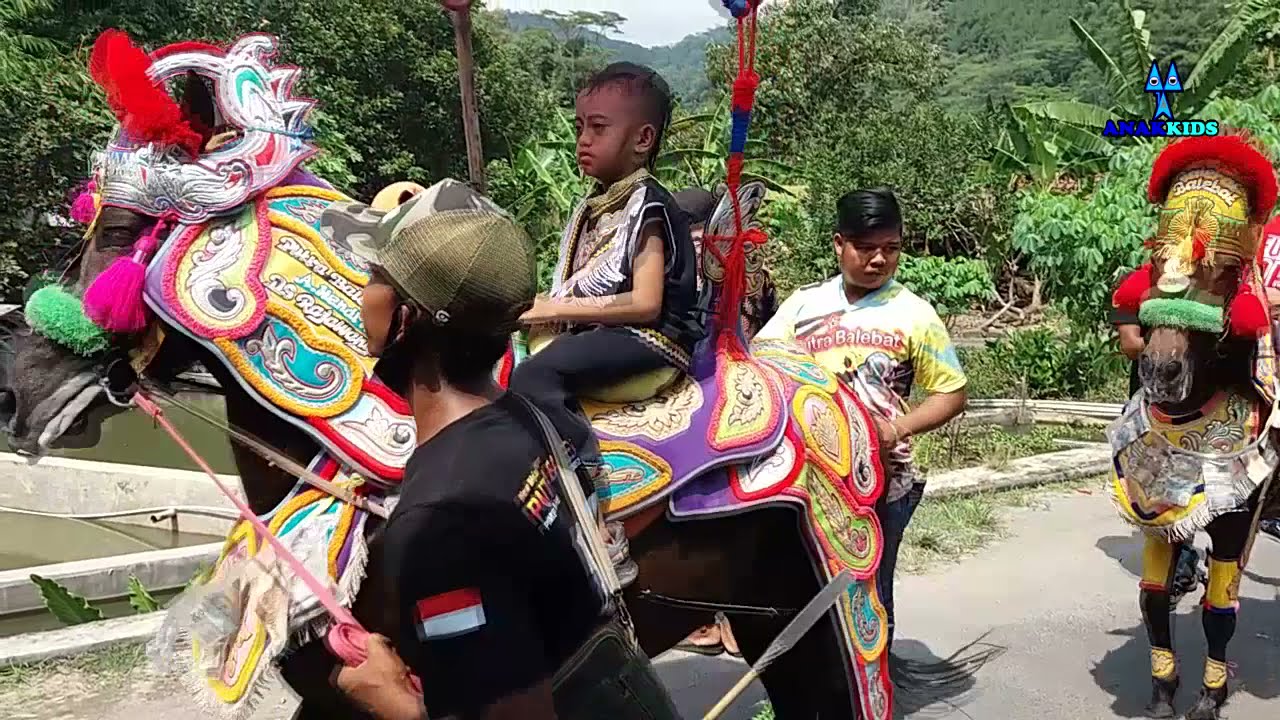 BAG 5 ELAR ELARAN KUDA RENGGONG PUTRA BALEBAT LENGKONG WETAN