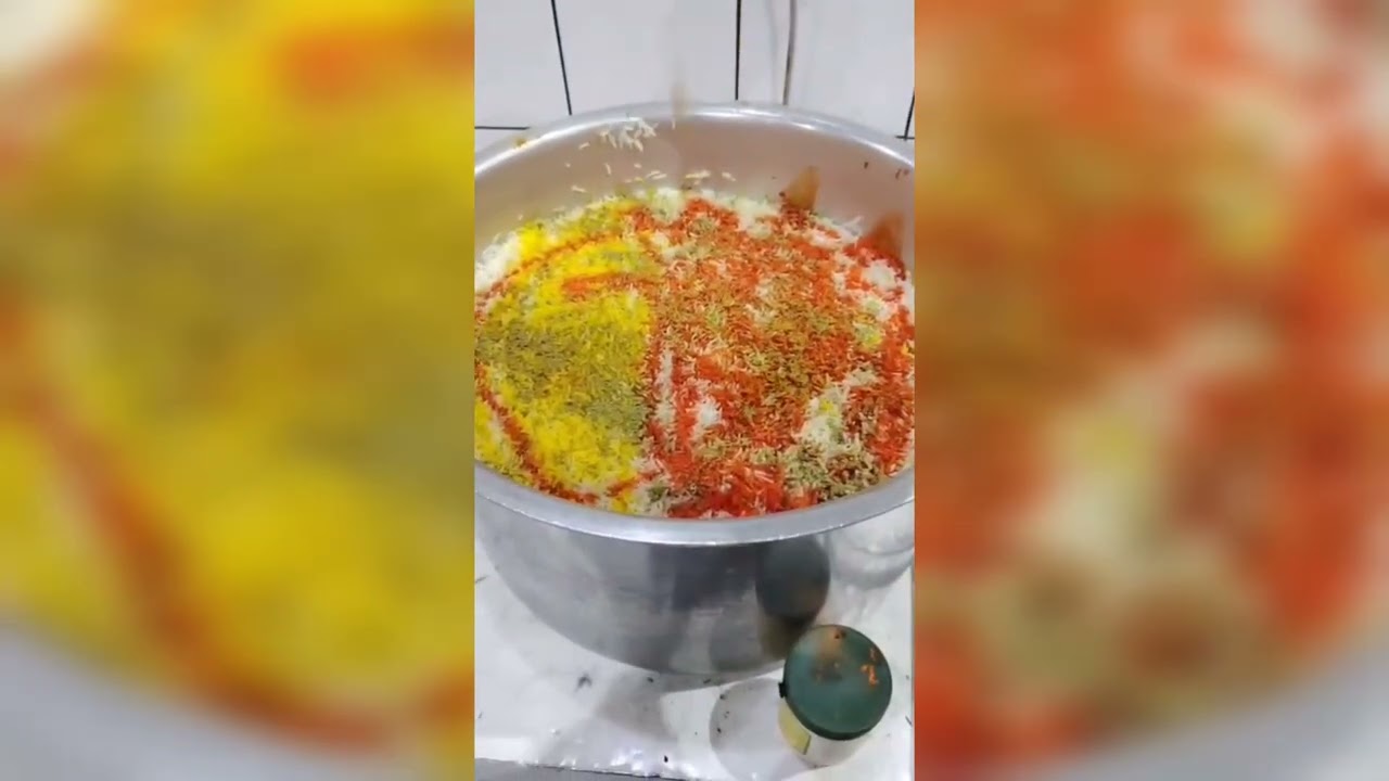 سويت لكم اسهل واسرع طريقه الدجاج والرز البرياني على طريقتي شاهد الفيديو ولا تنسونا من دعمكم 
