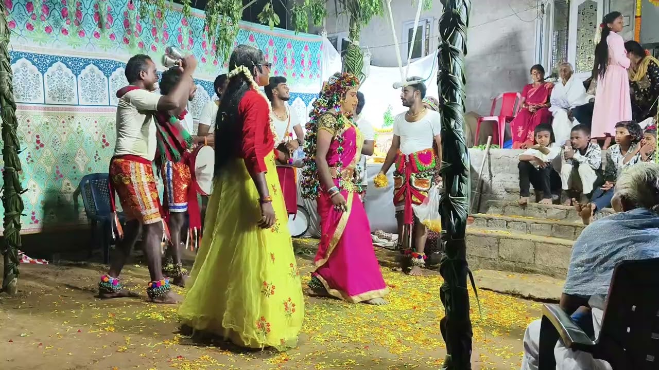 ఎరుకులసేడీ ఊరుపేరు చెప్పడం/చొల్లంగి కోలసంబరం/8519974109/9676811106#kolasambaram #kolasambaramvideos 