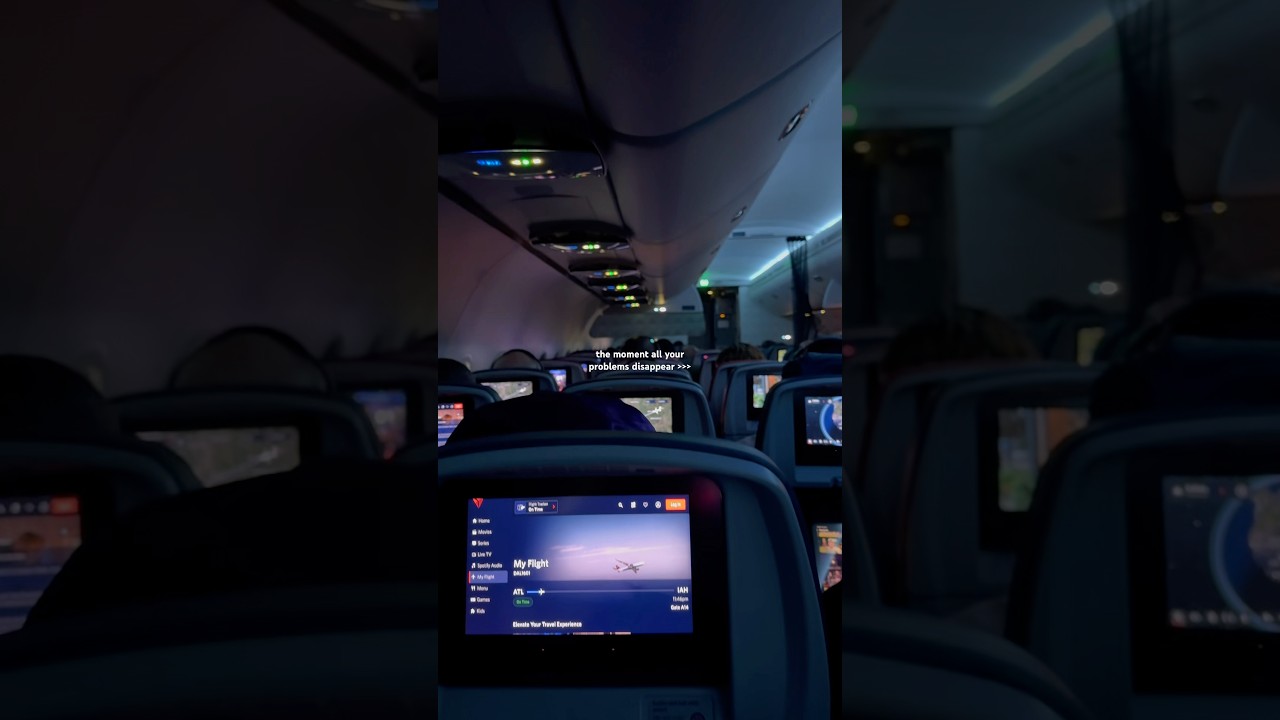 Night Flights ✈️🌃 #airport #nightflight
