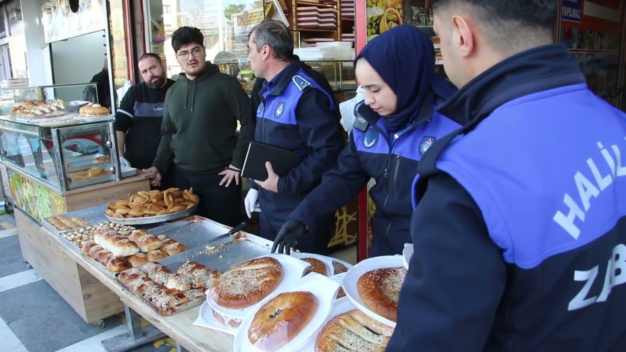 HALİLİYE BELEDİYESİ’NDEN TATLICILARA RAMAZAN DENETİMİ