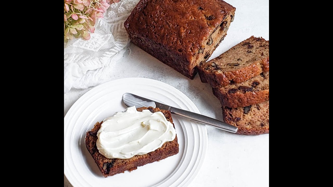 Classic Date NUt Bread