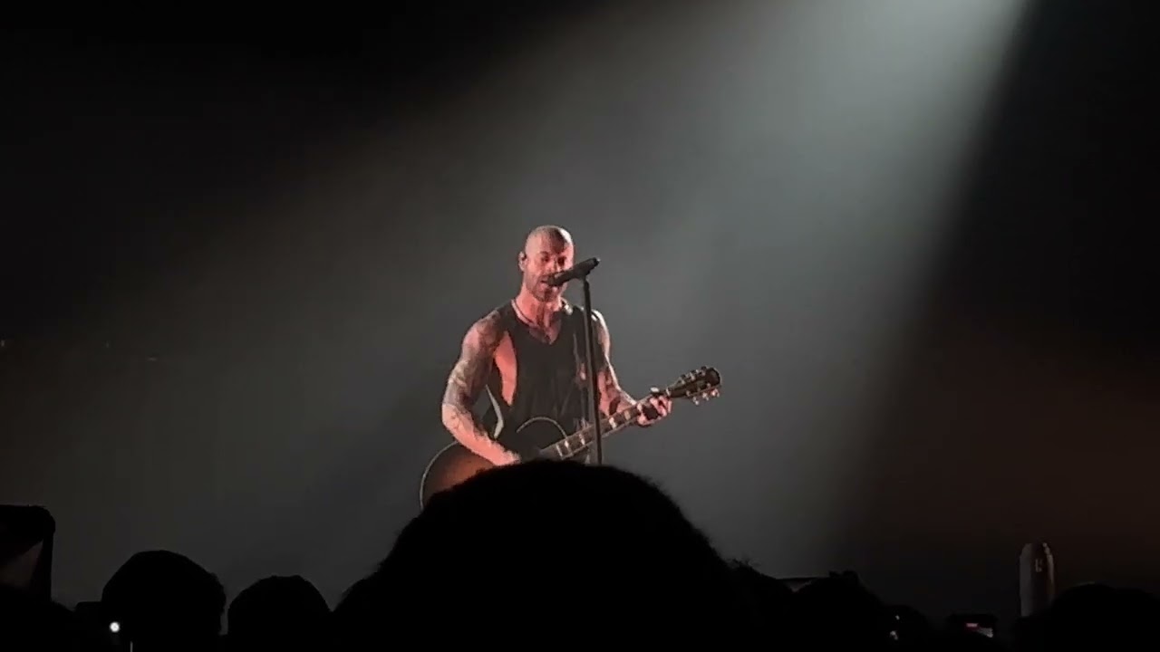 Daughtry - Waiting For Superman (Acoustic Version, Live at the Manchester Academy)