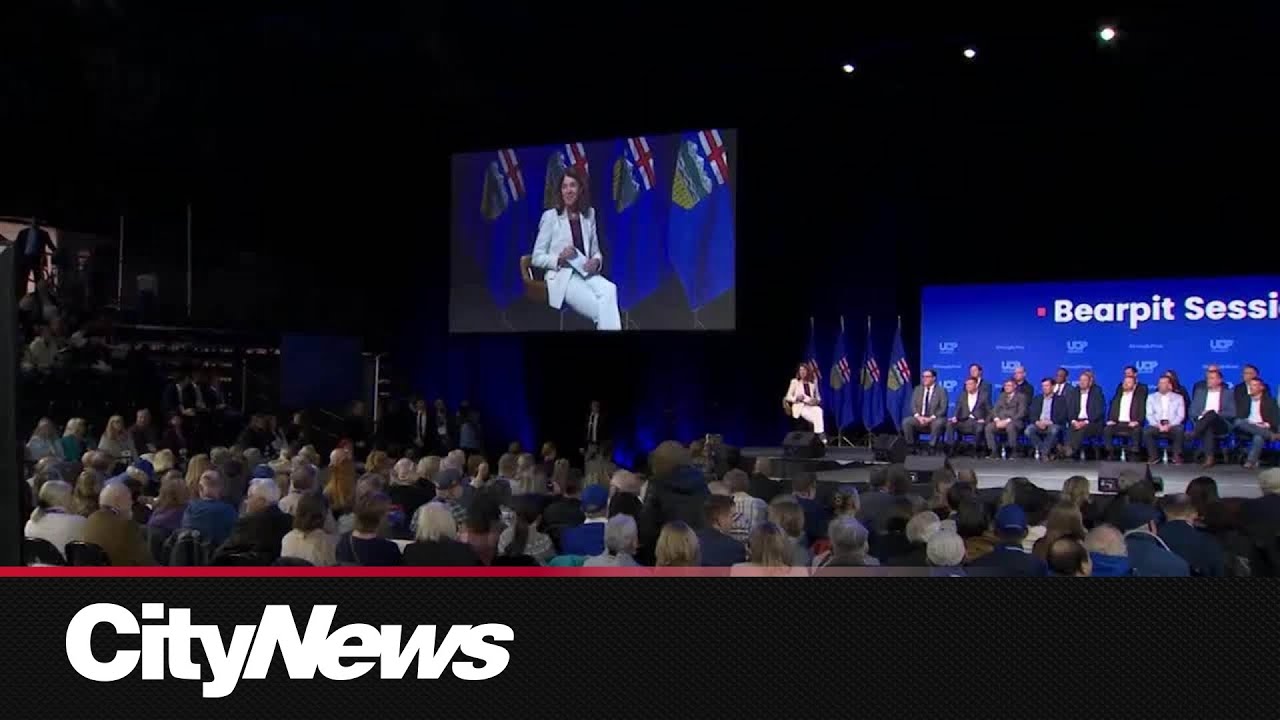 Alberta separation draws loud support during UCP AGM, Premier tries to subdue crowd