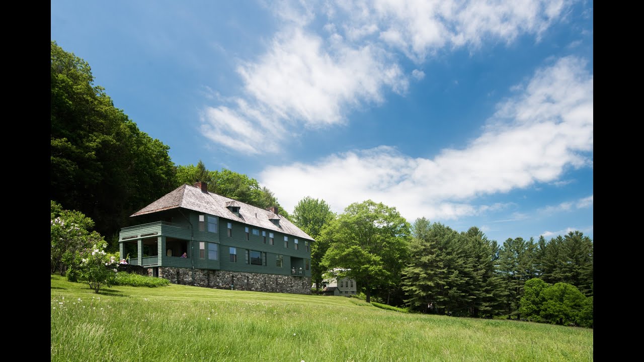 Naulakha Estate and Rhododendron Tour