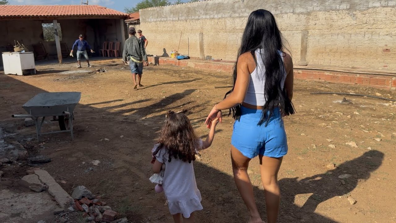 LEVEI A CHEFINHA PARA CONFERIR A OBRA