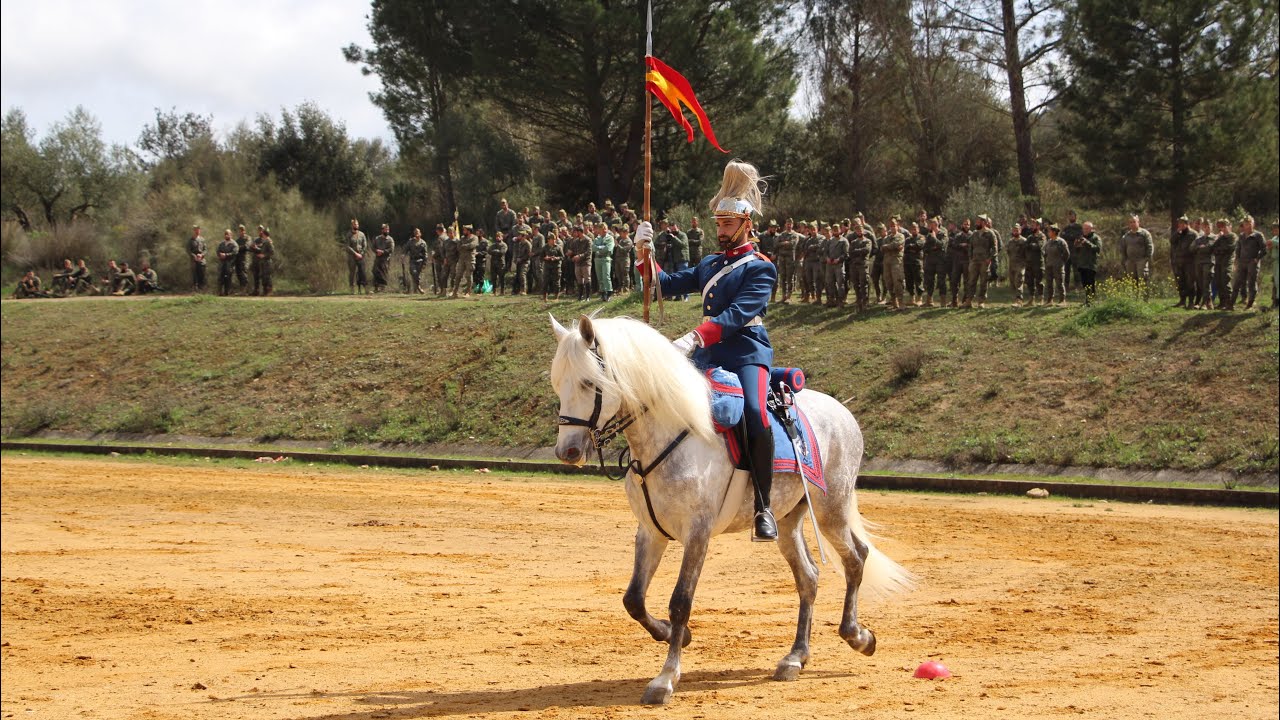 Guardia Real: Exhibición de la Sección de Lanceros del Escuadrón de Escolta Real en Ronda