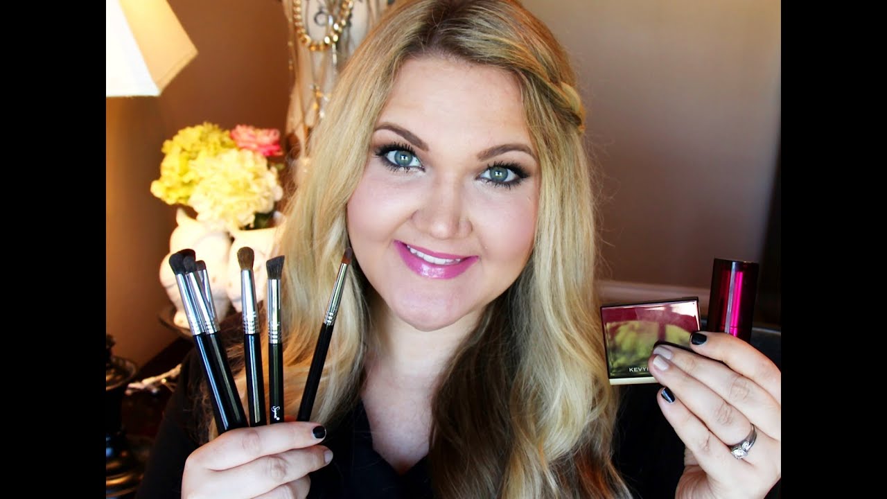 ★FRIDAY FAVORITES & FLOPS | MAYBELLINE, COVERGIRL, SIGMA★