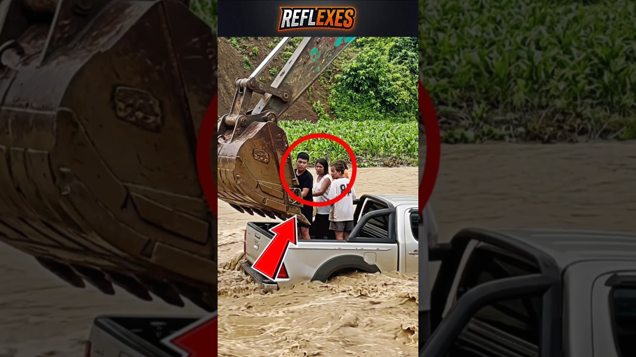 🚨 The Excavator Became a Lifesaver! 🌊😱 #Rescue #FloodRescue #Shorts