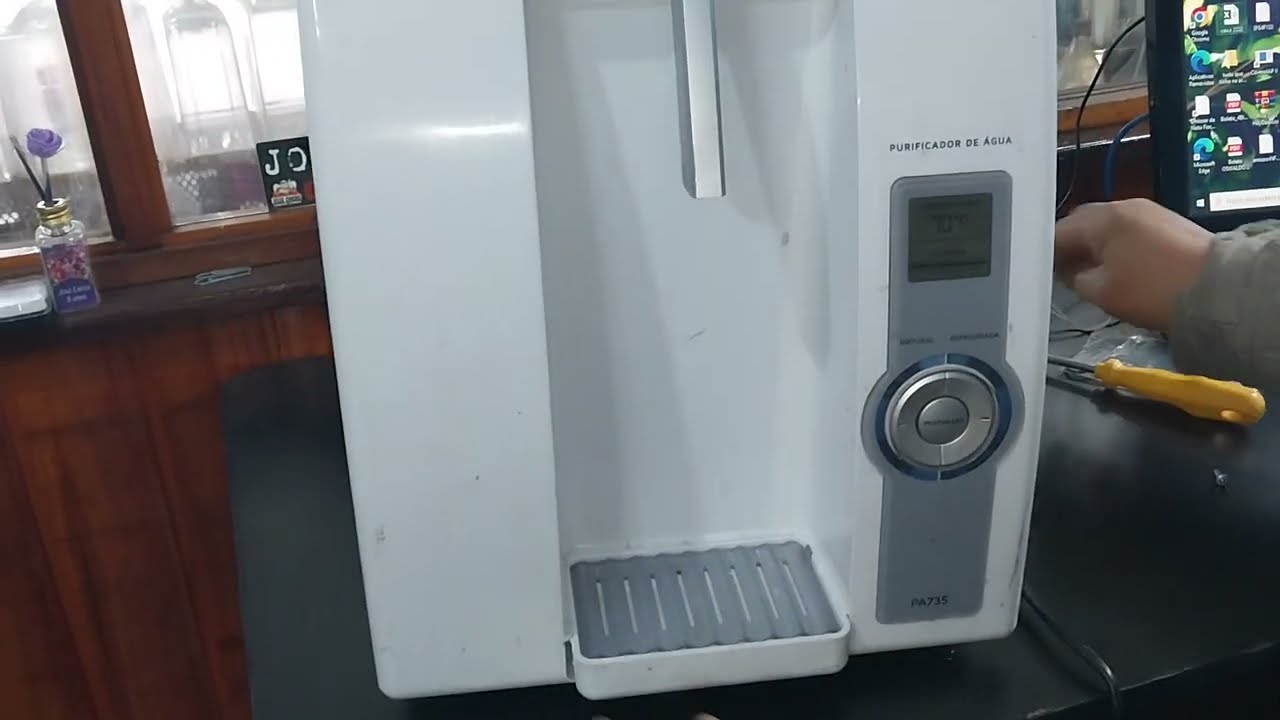 Purificador Latina modelo PA 375 Como fazer manutenção ( Não gela)