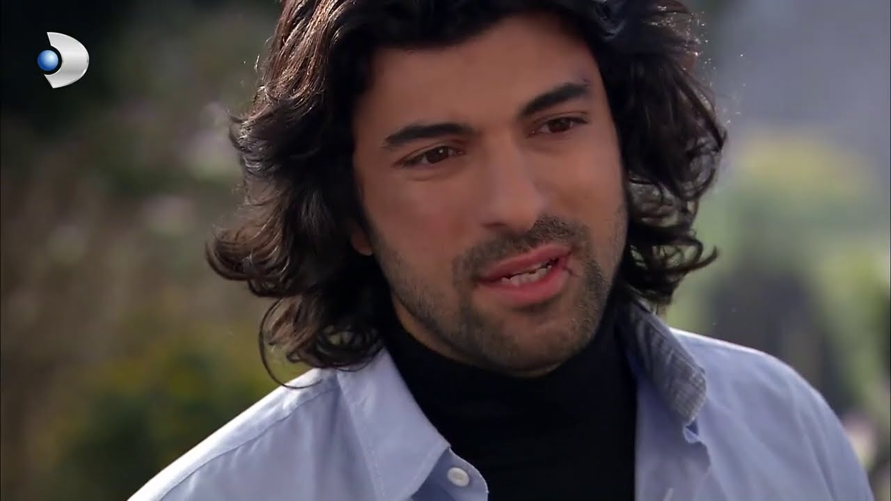 Fatmagul - Kerim and Fatmagül chat for the first time - Section 21