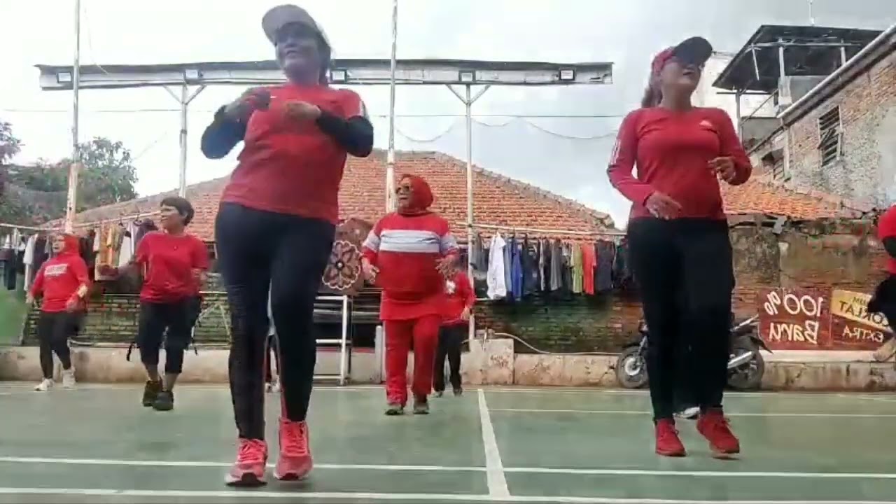 AEROBIC CERIA #@ SENAM KREASI 