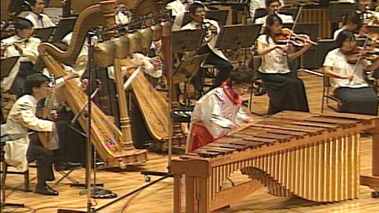 高橋美智子 マリンバ協奏曲「ジティマルヤ」/ 武満 徹 Michiko Takahashi 