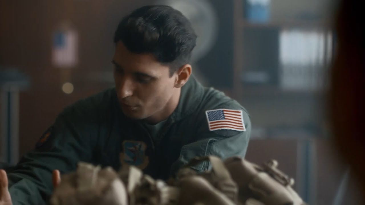 UFO Encounter in Restricted Air Force Zone - ALIEN FILES : RE-OPENED