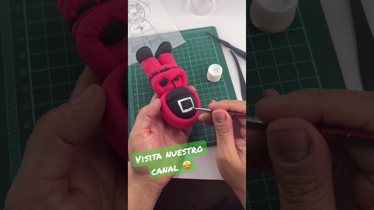 EL JUEGO DEL CALAMAR 🦑  GUARDI&Aacute;N - SQUID GAME tutorial - plastilina- foami moldeable ⭐️⭐️⭐️⭐️⭐️