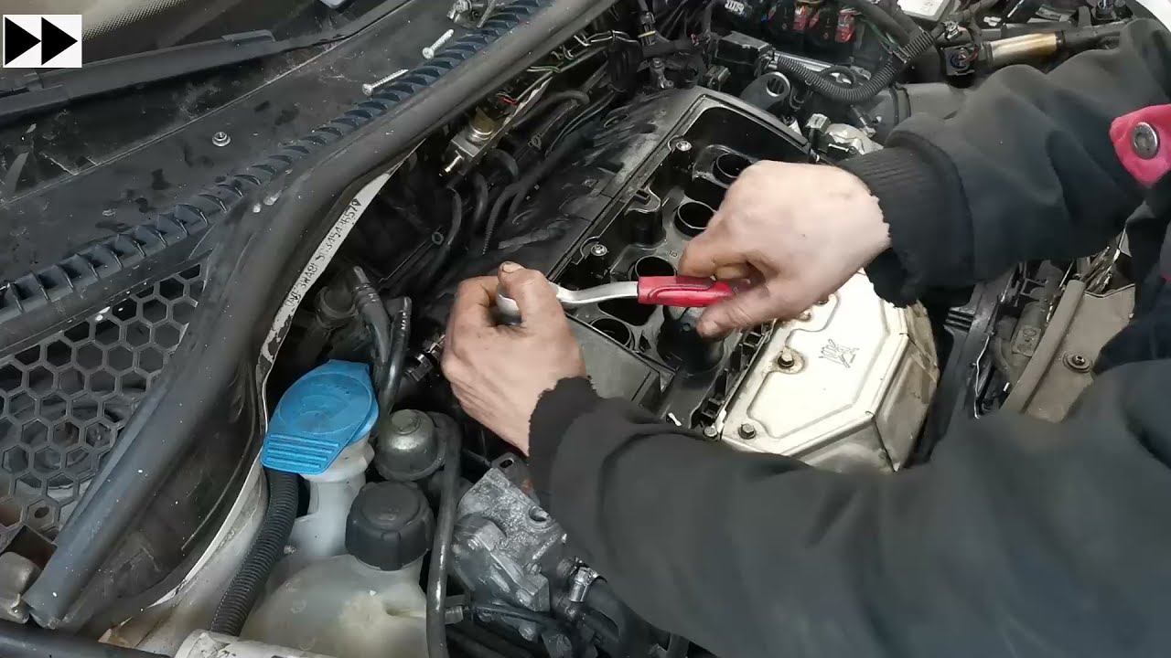 Peugeot 207 1.4 vti Valve Cover Gasket replacement P1336