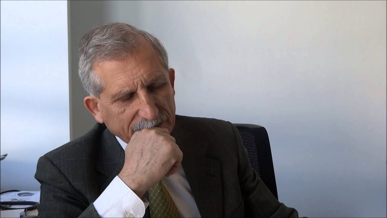 Los retos de la Educación a  Distancia en el Siglo XXI. Entrevista Dr. Antonio Medina Rivilla. UNED