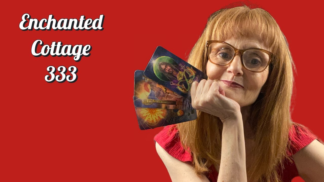 ALL ❤️‍🔥 SIGNS! WHO 👀 WANTS TO TALK TO YOU? SOULMATE/LOVE TAROT READING & PREDICTIONS!