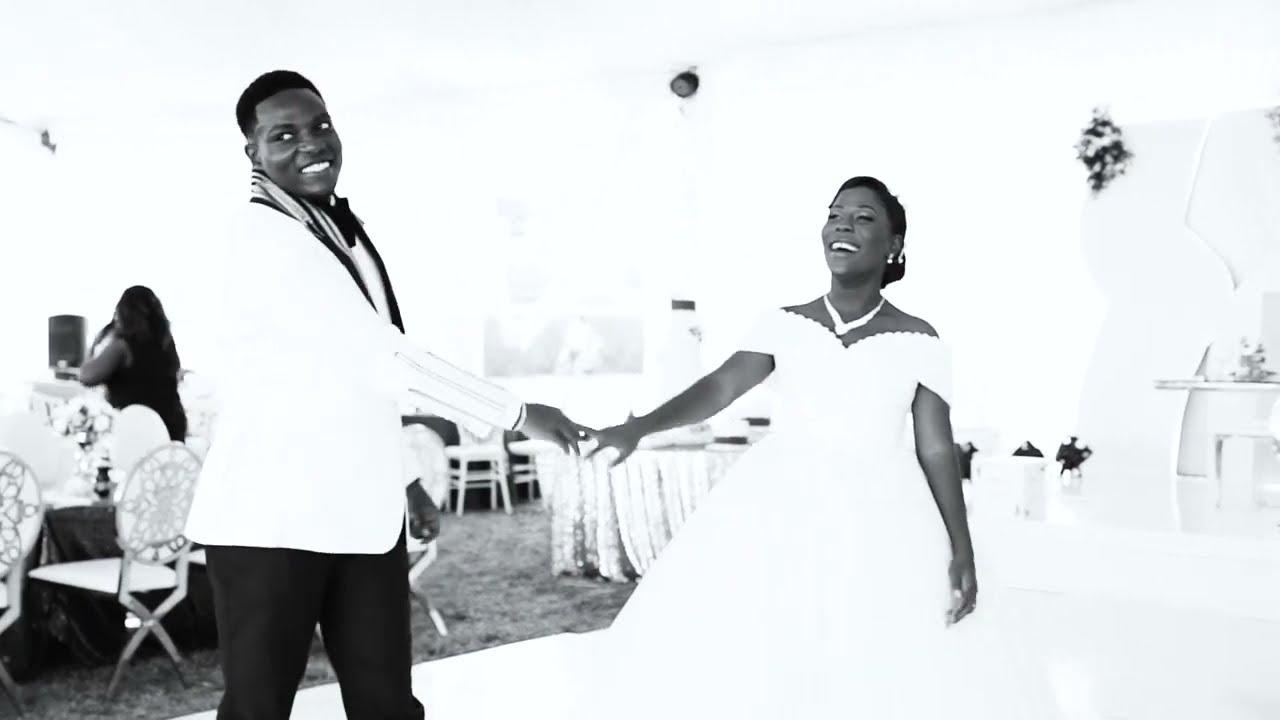 Branice & Favour trailler clr