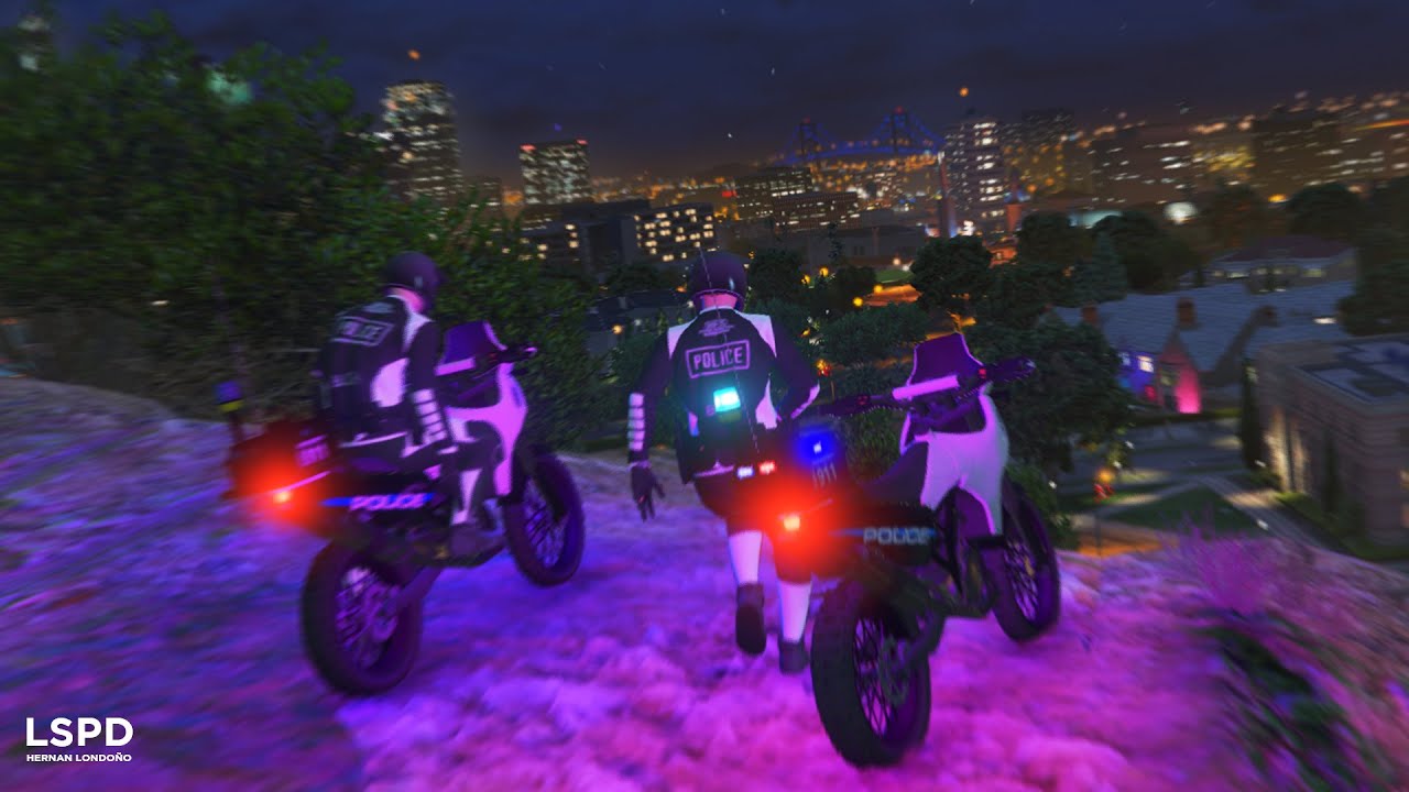[GTAHUB] Atrapando ladrones con la MOTO de la PD