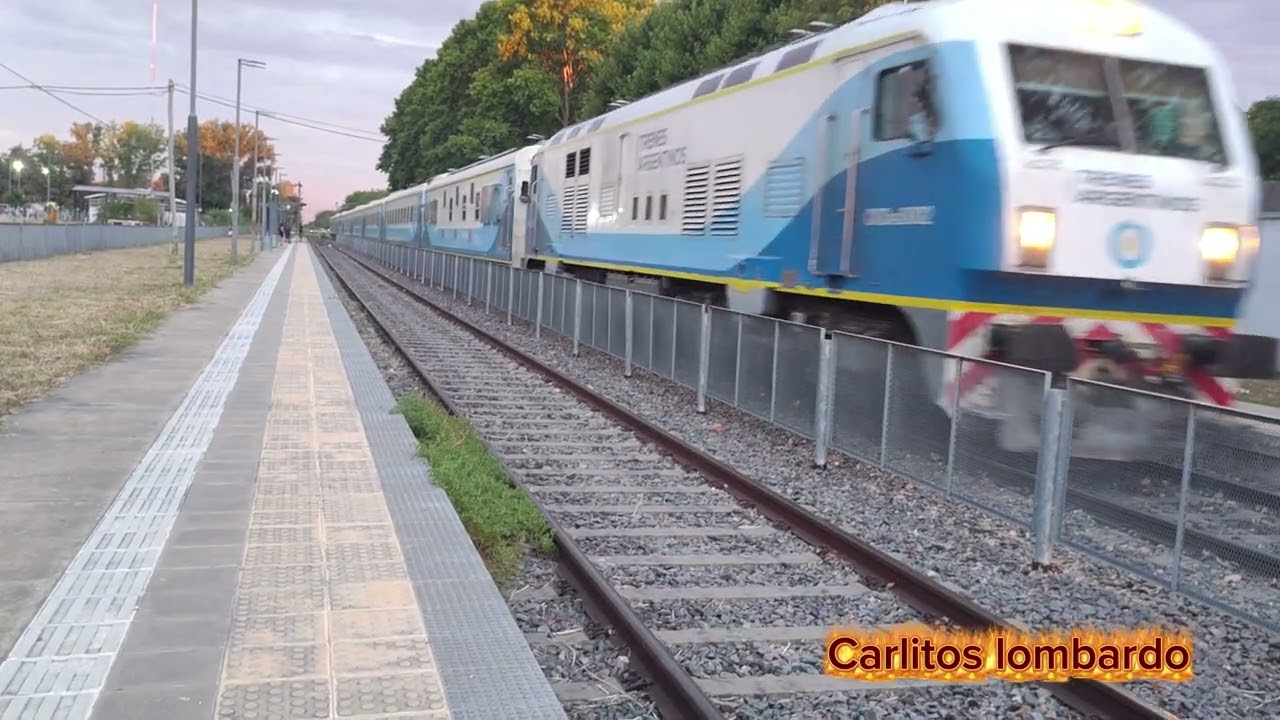 Cruce de trenes 🚂 en Francisco Álvarez larga distancia rumbo a bragado y local a moreno 26/1/26
