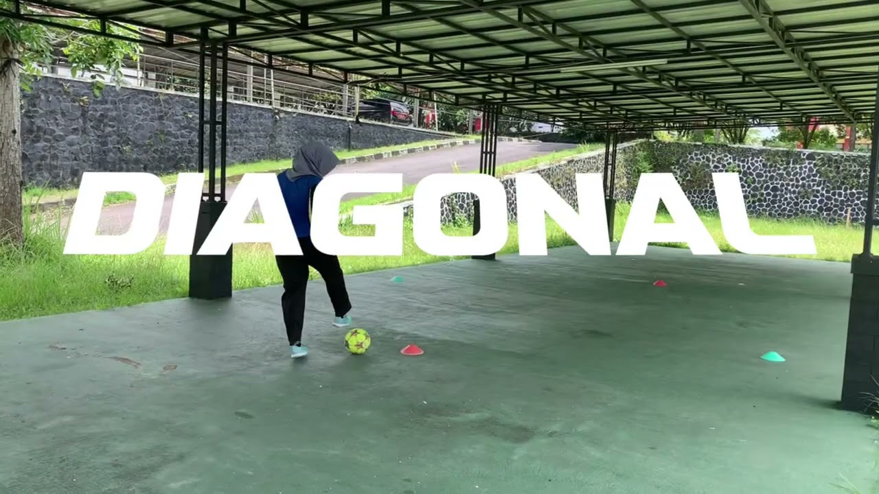 PEMBELAJARAN FUTSAL (DRIBBLING)