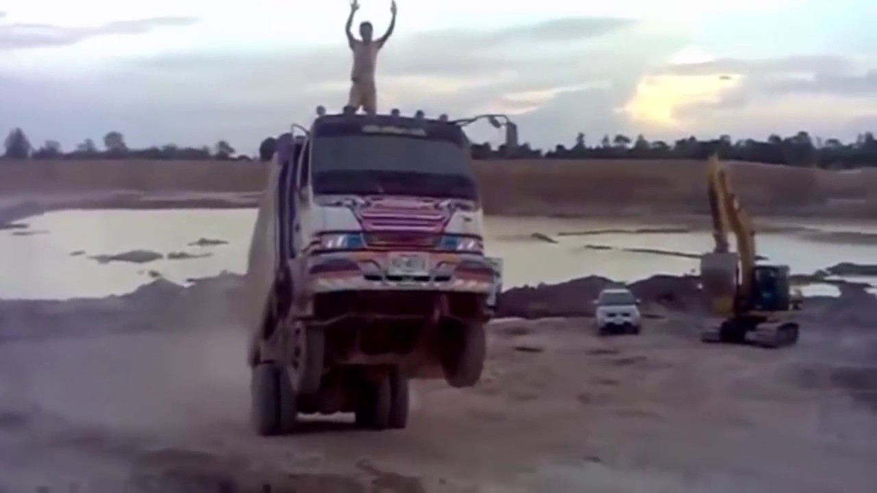 Funny WIN FAIL Compilation 2016   Funny Epic Win Fail Compilation 2016 #5