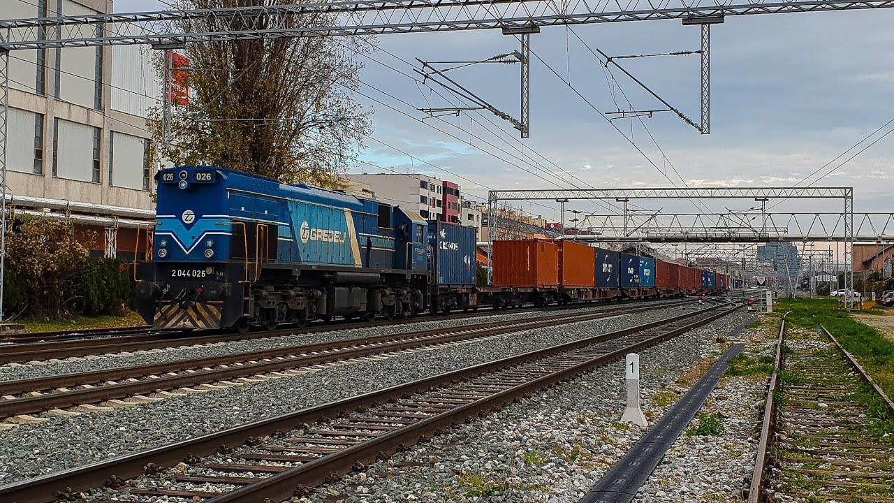 Lokomotive i vlakovi u Zagrebu, studeni jesen 2025. Locomotives and trains in Zagreb, Autumn 2025.