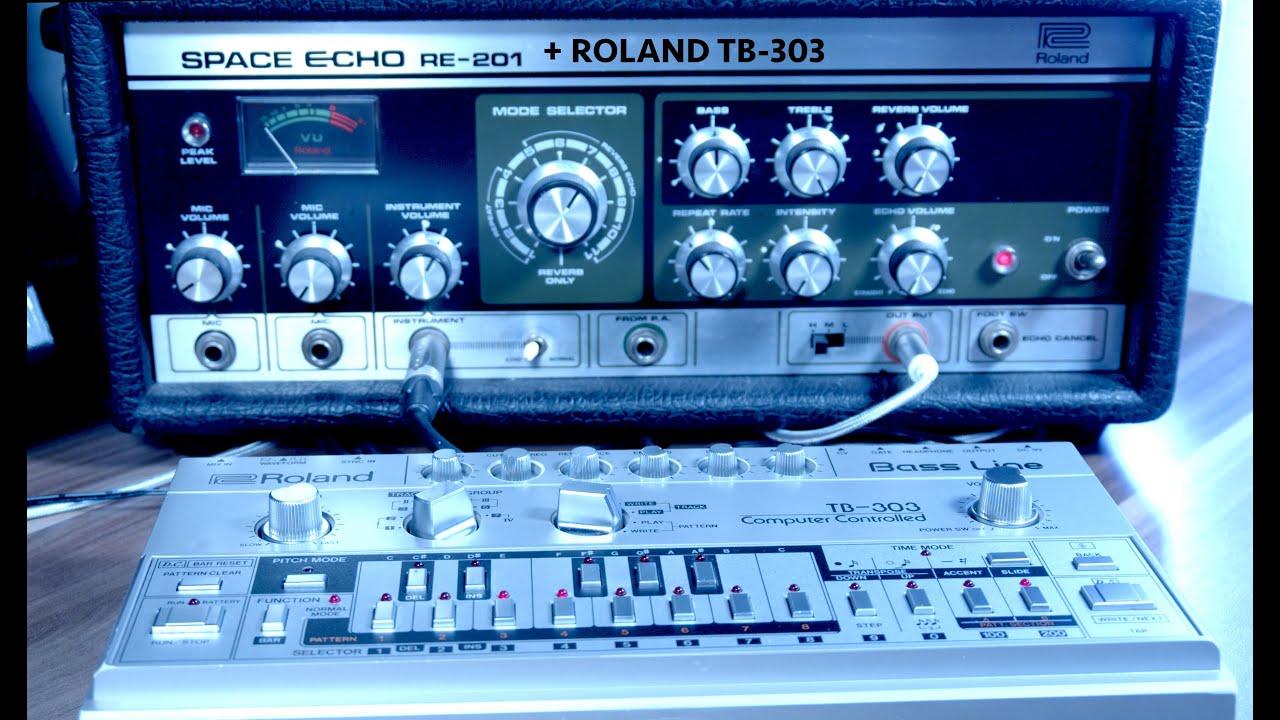 Roland TB-303 in SPACE (Roland TB-303, RE-201 Space Echo)