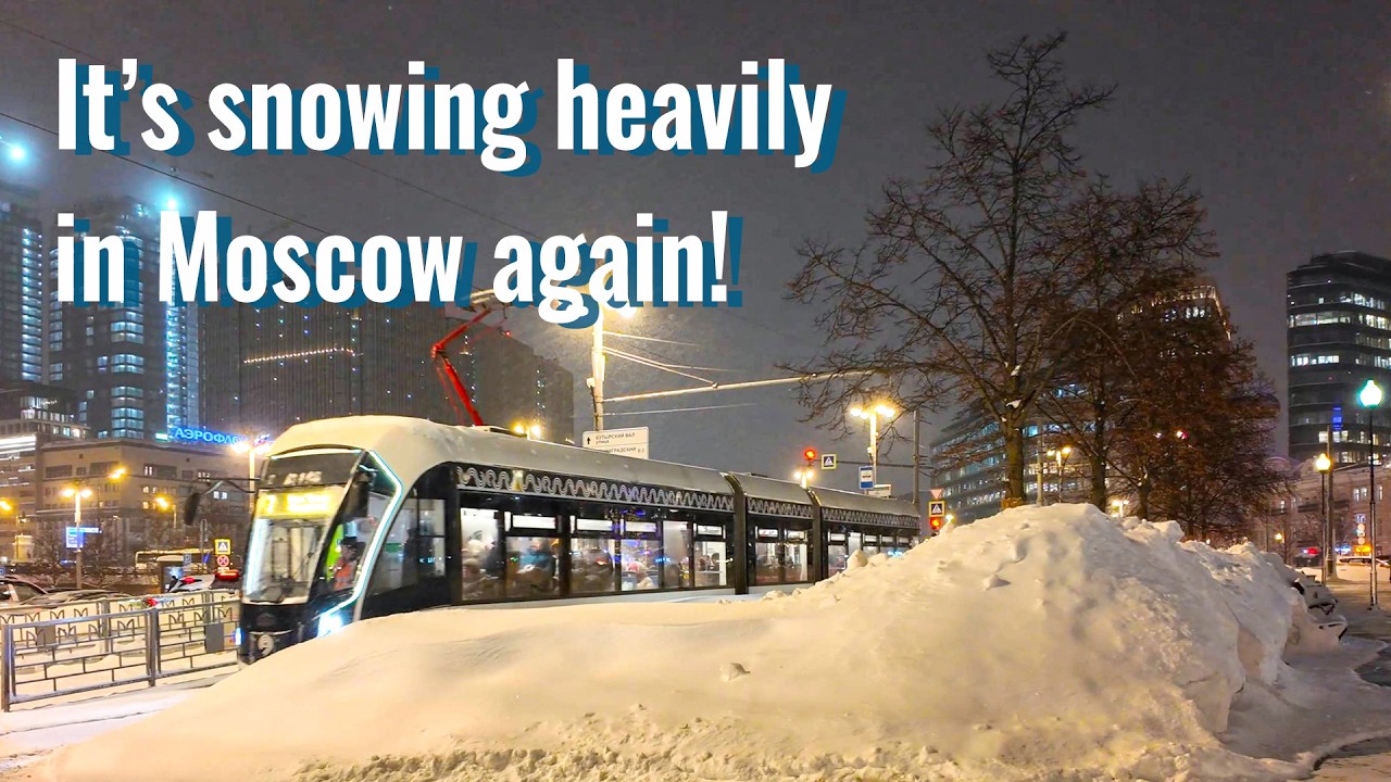 It’s snowing heavily in Moscow again! ❄️ Москву опять засыпает снегом!