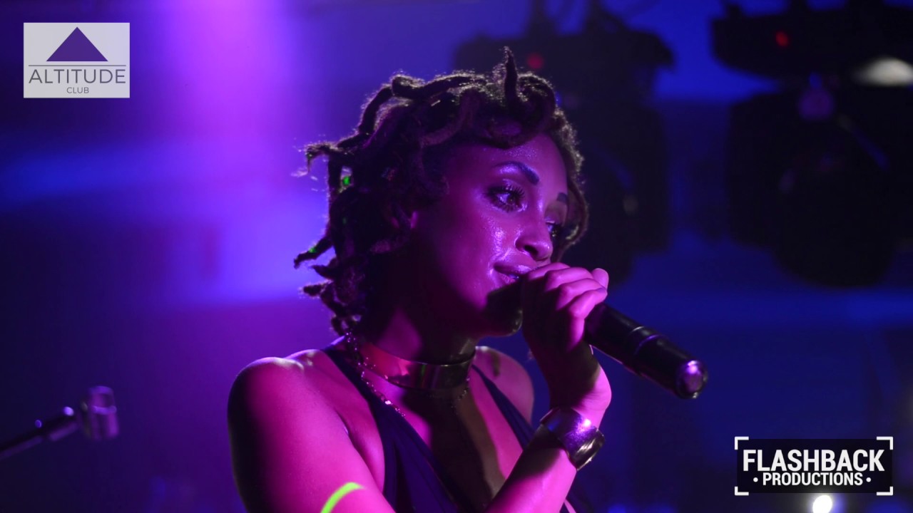 Phyllisia Ross   à  Île Maurice