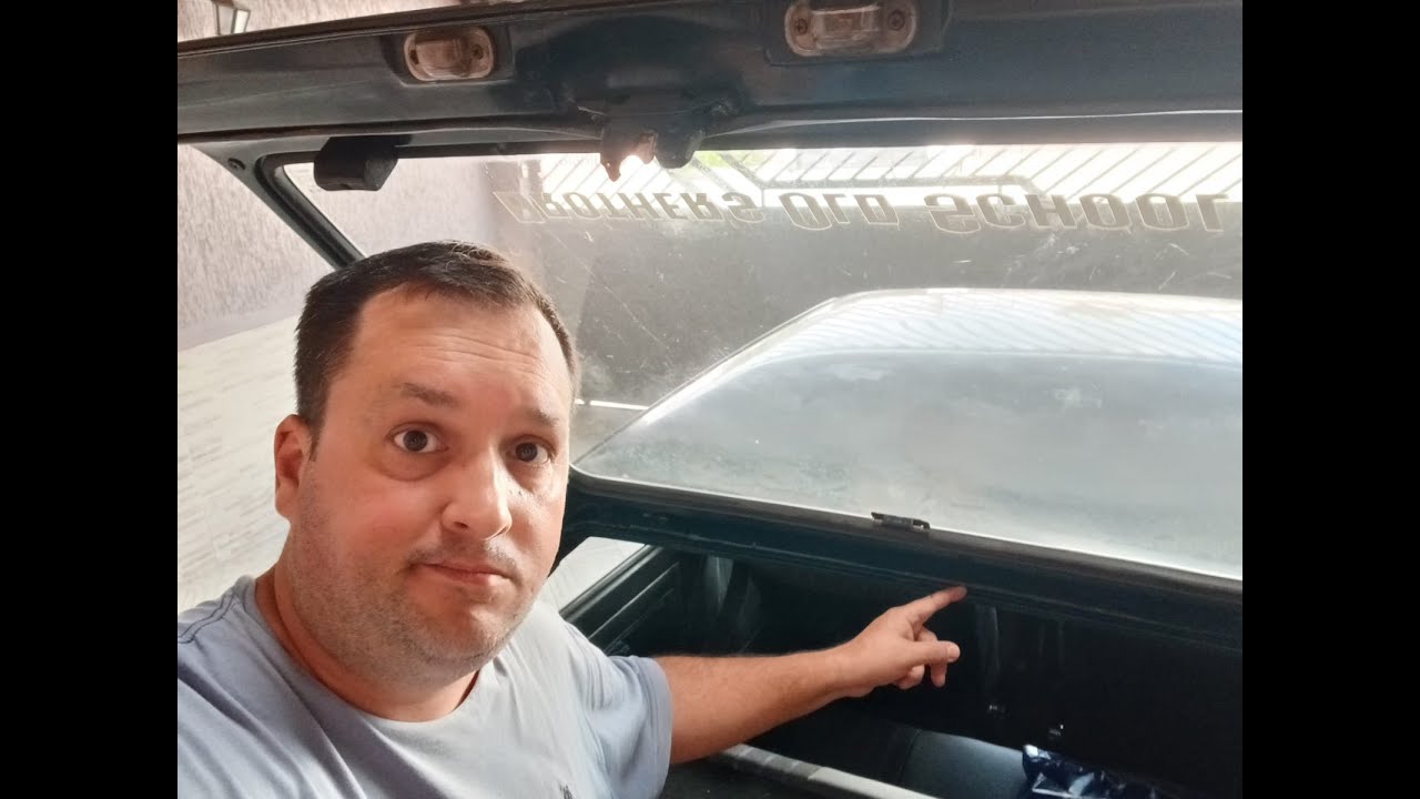 INFILTRAÇÃO NA CALHA DO PORTA MALAS GOL QUADRADO. CUIDADO !!!!!