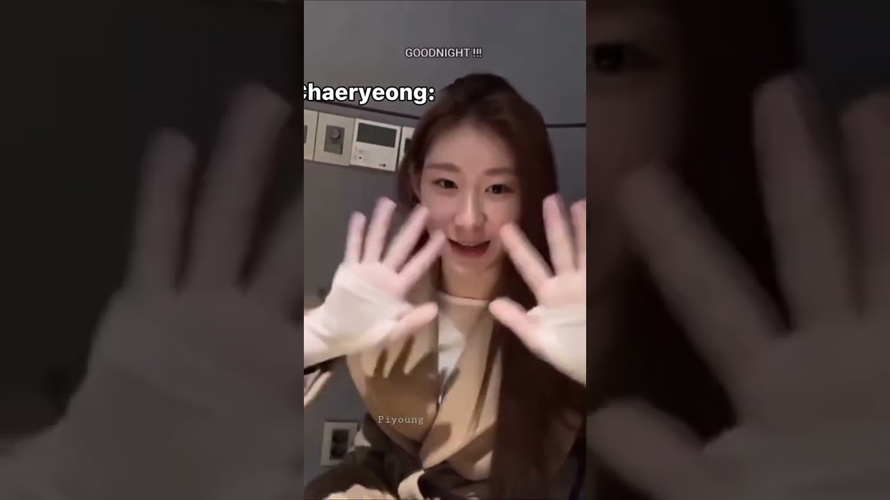 Yes they are totally different 😹 i love her personality 😍 #itzy #chaeryeong #izone #chaeyeon #shorts