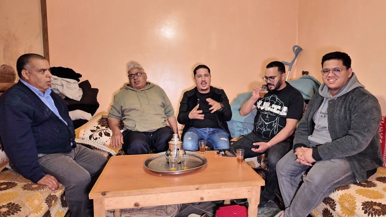 زواج أخي حمزة🎉🎊 حشم يهضر مع الحاج🤔و تدخل با قدور في الموضوع🎁