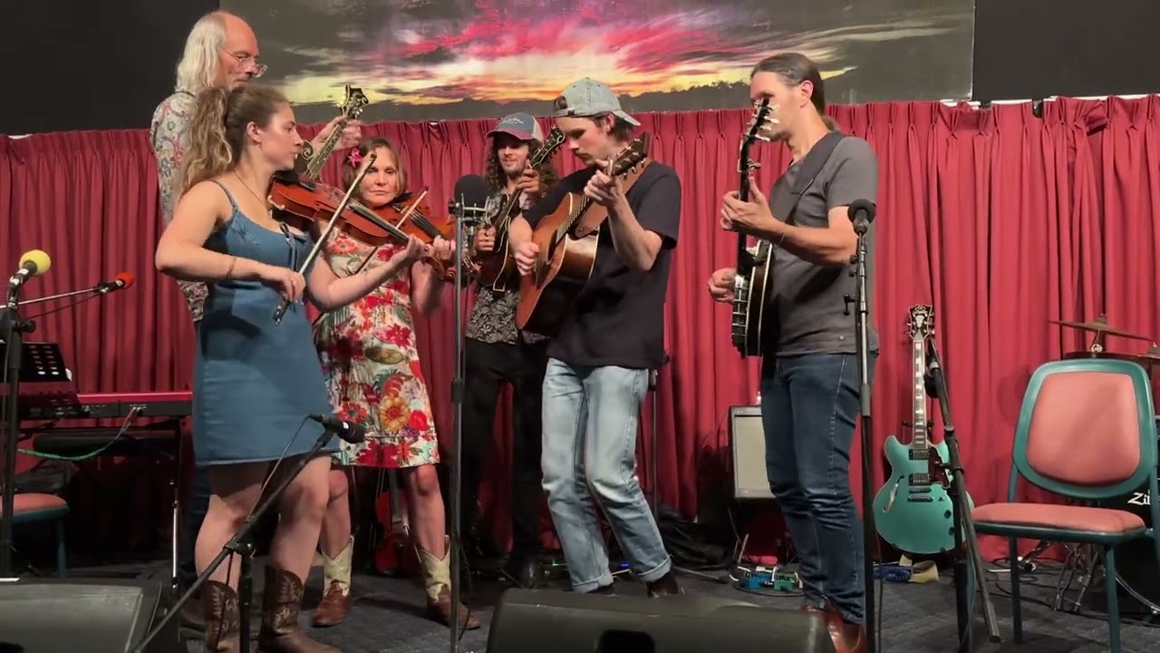 Flippen (V&auml;sen) | Andrew Clermont&rsquo;s Supper Club, Tamworth Country Music Festival 2025